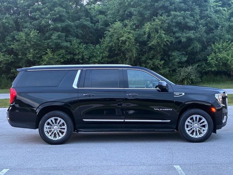 GMC Yukon SLT 4WD 2024
