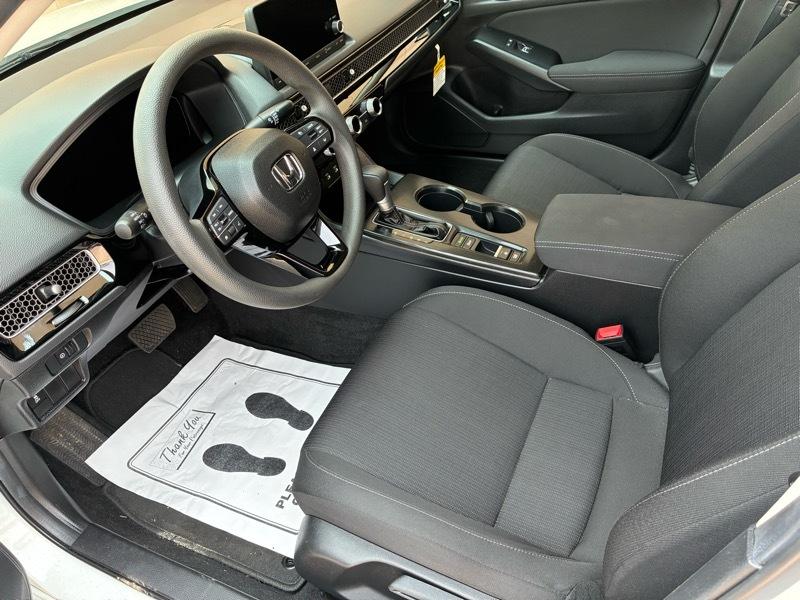 Honda Civic 4dr Sdn LX Auto 2026