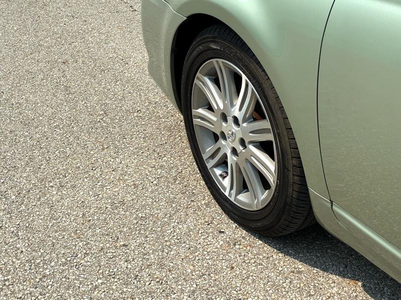 Toyota Avalon Limited 2008
