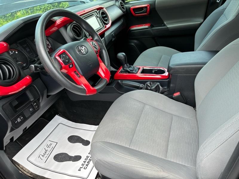 Toyota Tacoma SR 2019