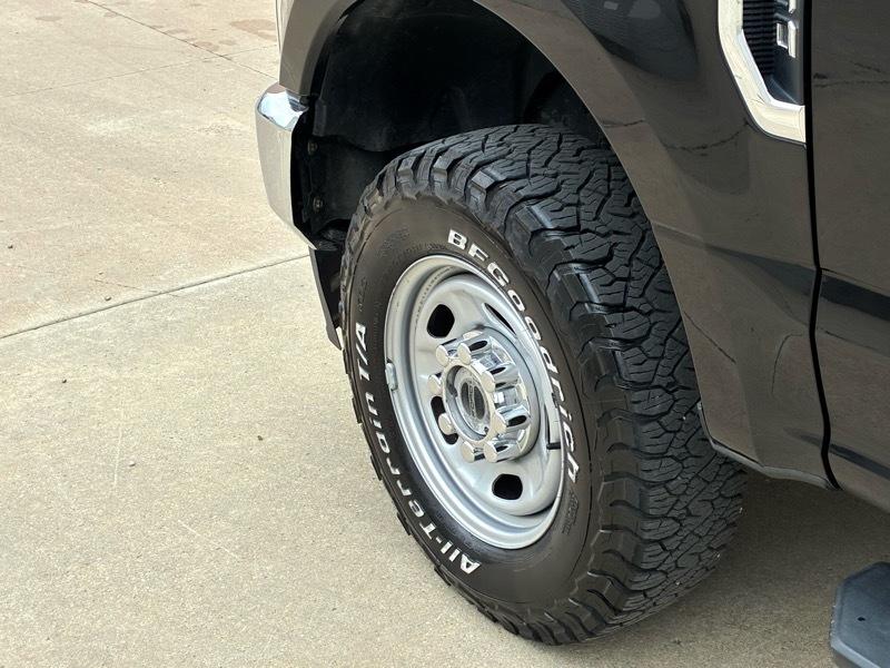 Ford F250 XL Reg Cab 2021