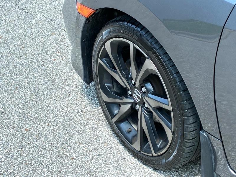 Honda Civic Touring 4D Sedan 2021