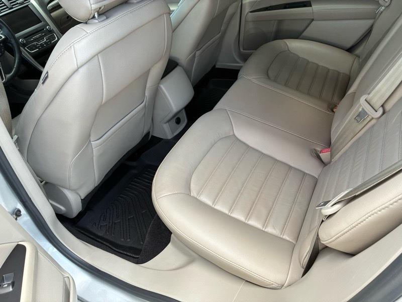 Ford Fusion 4dr Sdn SE FWD 2017