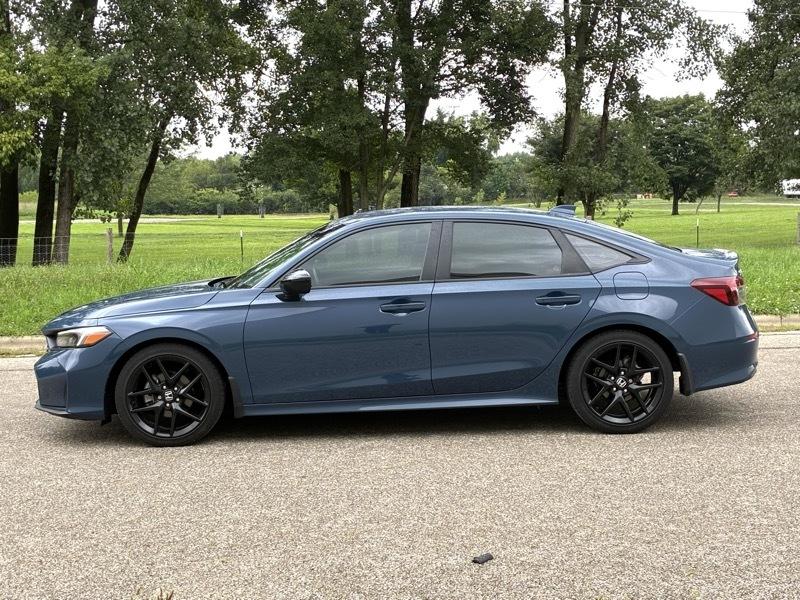 Honda Civic Sedan Sport CVT 2025