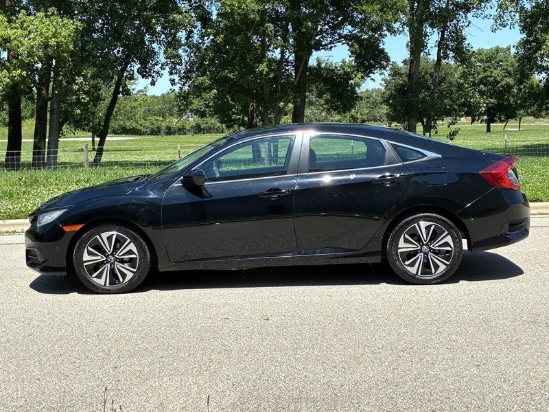 Honda Civic 4dr Sdn LX Auto 2018