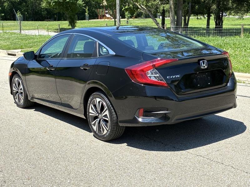 Honda Civic 4dr Sdn LX Auto 2018