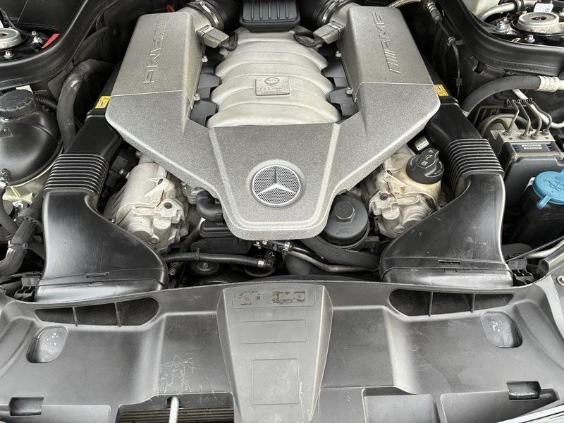 Mercedes-Benz E-Class 4dr Sdn 6.3L AMG RWD 2010