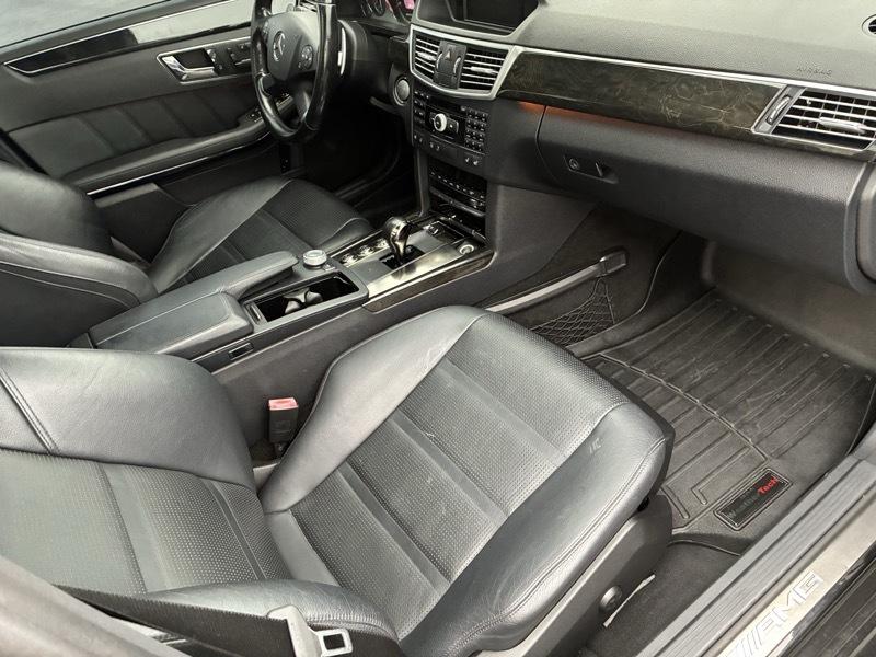 Mercedes-Benz E-Class 4dr Sdn 6.3L AMG RWD 2010
