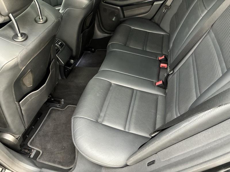 Mercedes-Benz E-Class 4dr Sdn 6.3L AMG RWD 2010