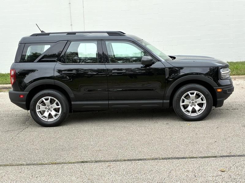 Ford Bronco Base 2022