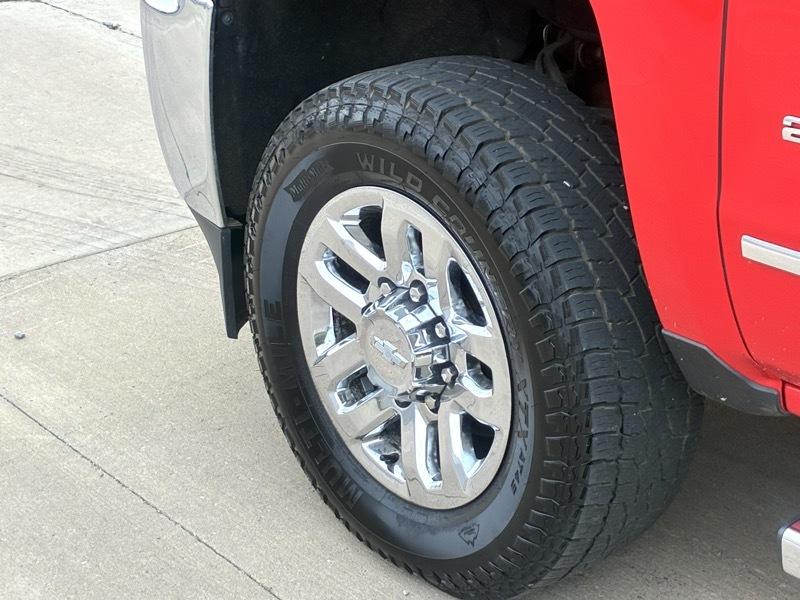 Chevrolet Silverado 2500HD 4WD Crew Cab 153.7" LTZ 2018