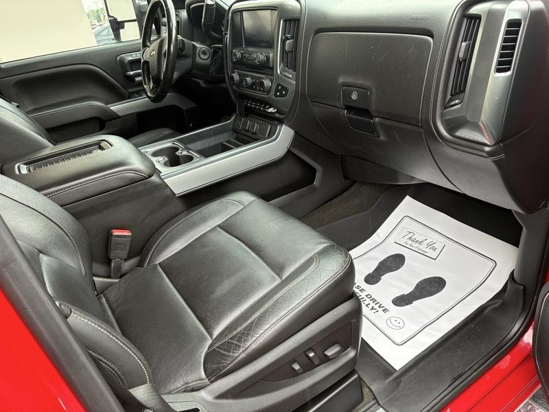 Chevrolet Silverado 2500HD 4WD Crew Cab 153.7" LTZ 2018