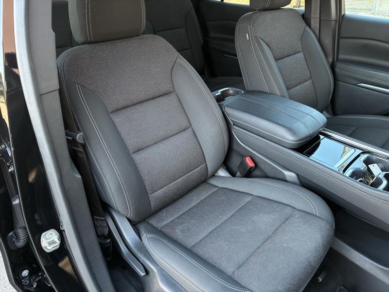 Chevrolet Traverse LT 4D SUV AWD 2024