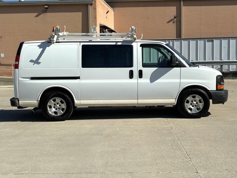 Chevrolet Express Van 1500 135" WB 2013