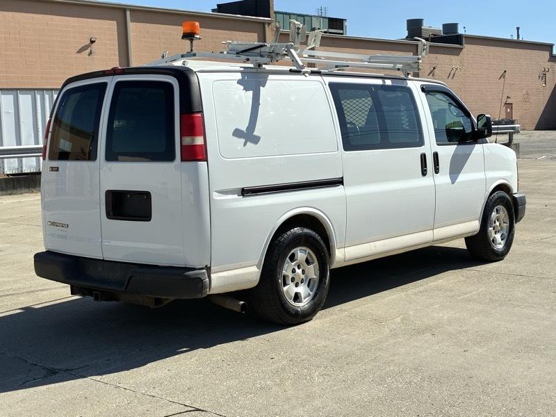 Chevrolet Express Van 1500 135" WB 2013