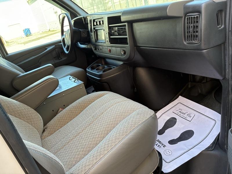 Chevrolet Express Van 1500 135" WB 2013