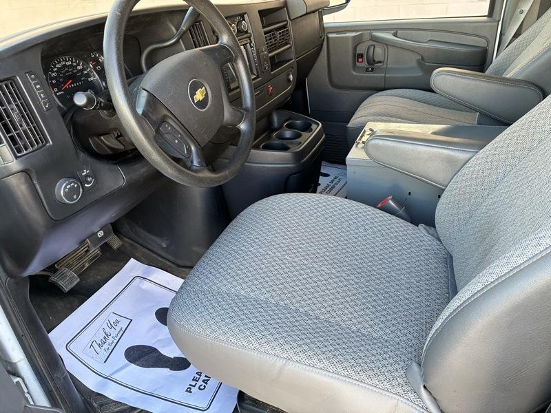 Chevrolet Express Van 1500 135" WB 2013