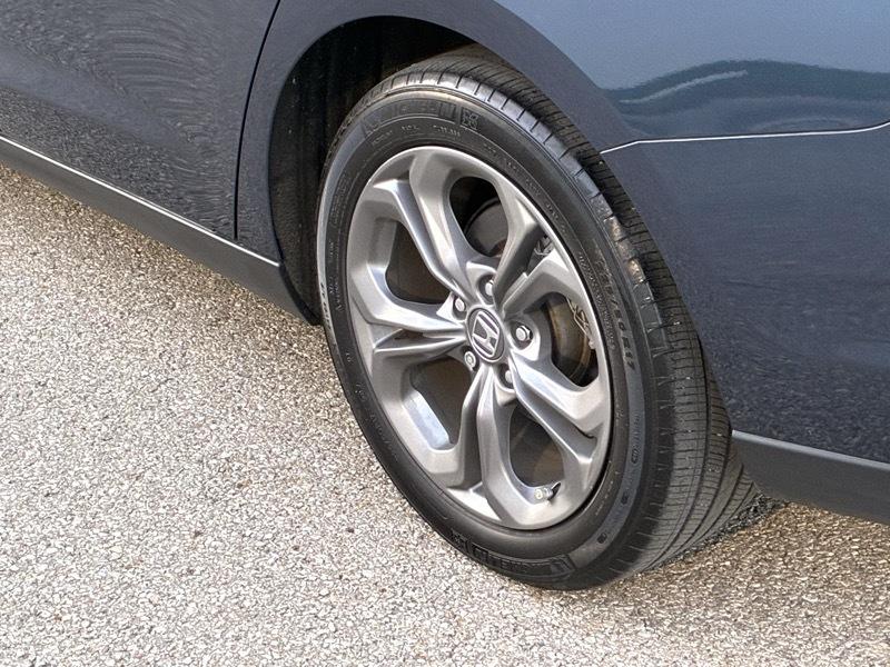 Honda Accord EX sedan 2024