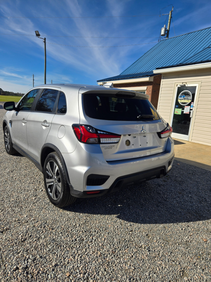 Mitsubishi Outlander Sport 2.0 ES CVT 2020