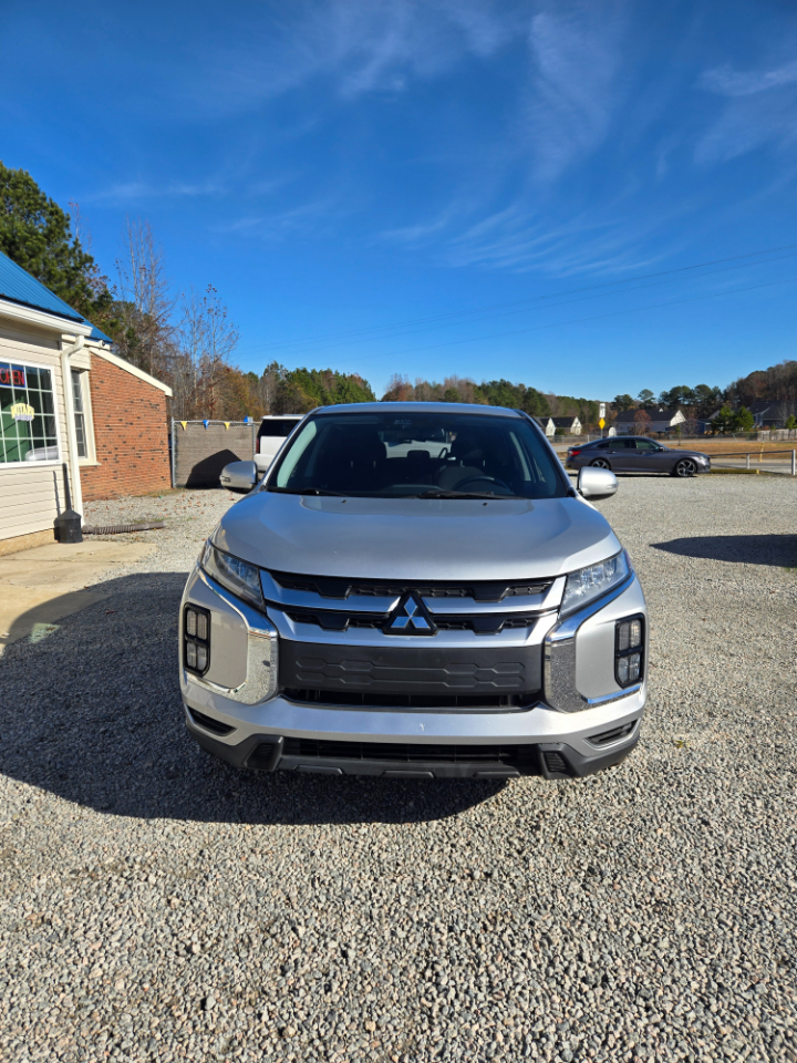 Mitsubishi Outlander Sport 2.0 ES CVT 2020