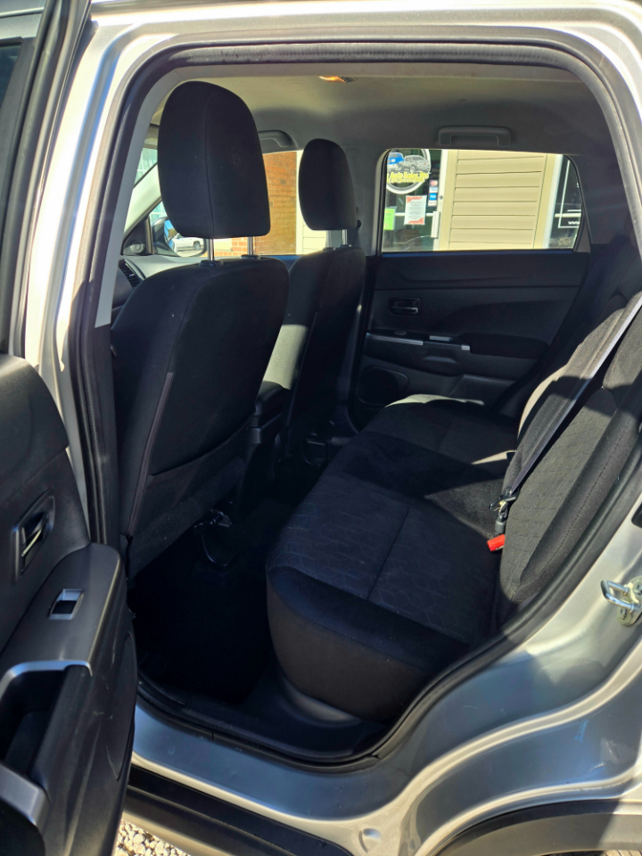 Mitsubishi Outlander Sport 2.0 ES CVT 2020