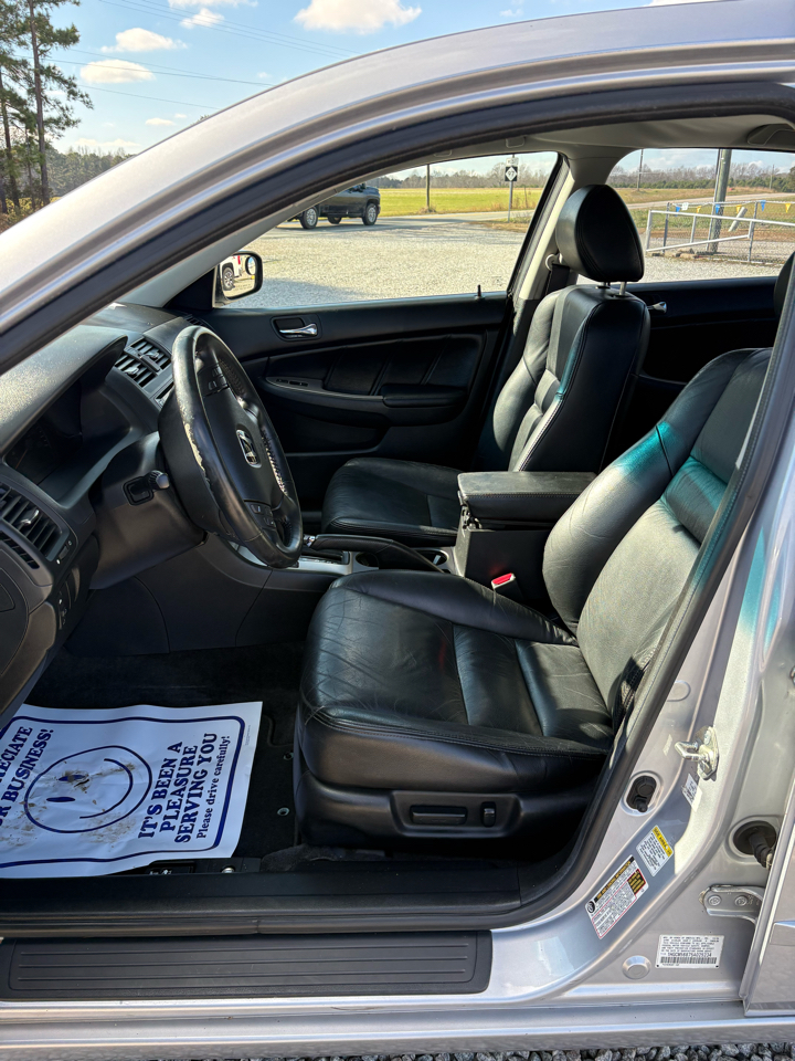 Honda Accord EX-L Sedan AT with XM Radio 2005