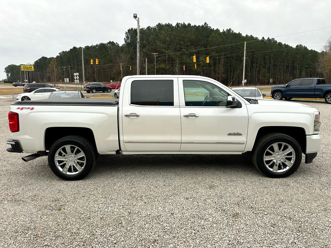 Chevrolet Silverado 1500 High Country Crew Cab Short Box 4WD 2017
