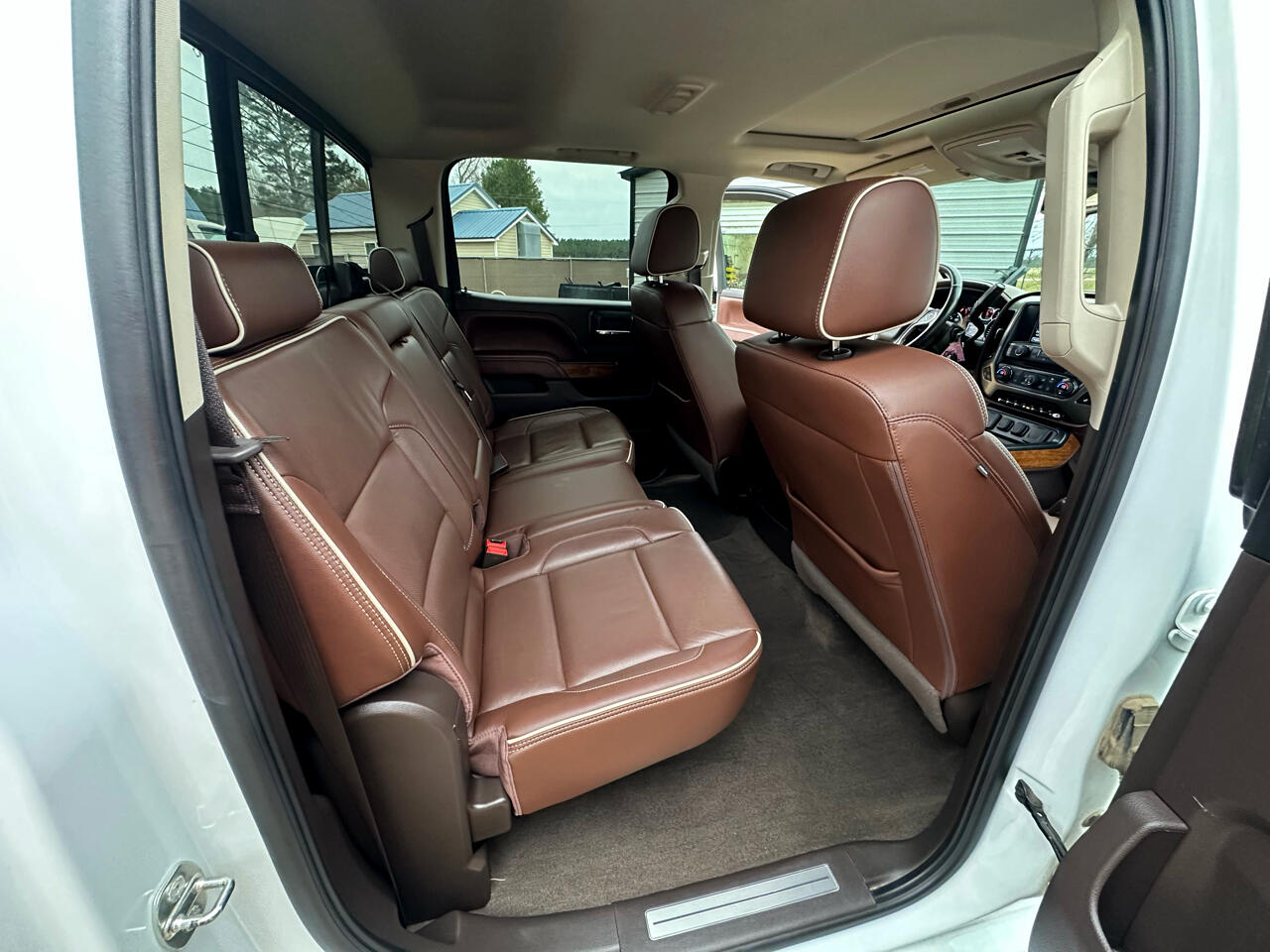 Chevrolet Silverado 1500 High Country Crew Cab Short Box 4WD 2017