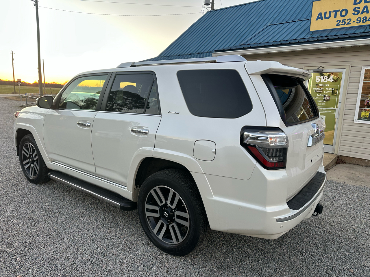 Toyota 4Runner SR5 4WD 2014