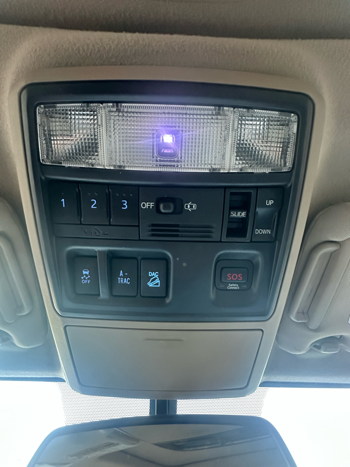 Toyota 4Runner SR5 4WD 2014