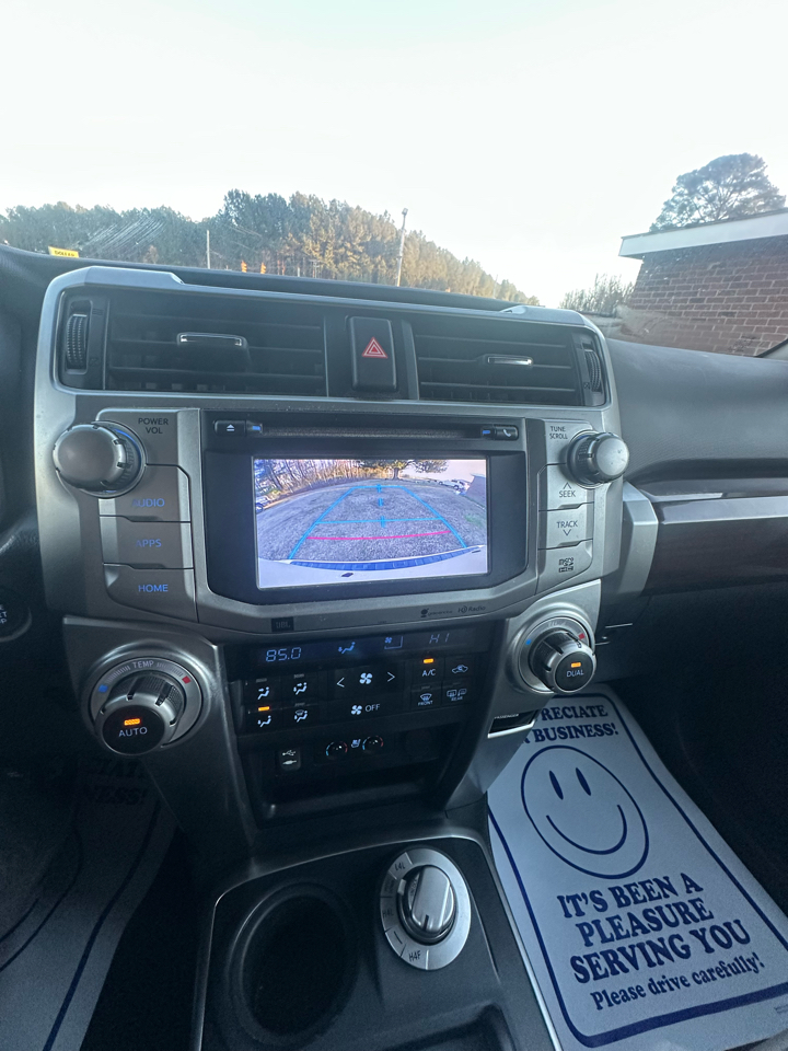 Toyota 4Runner SR5 4WD 2014