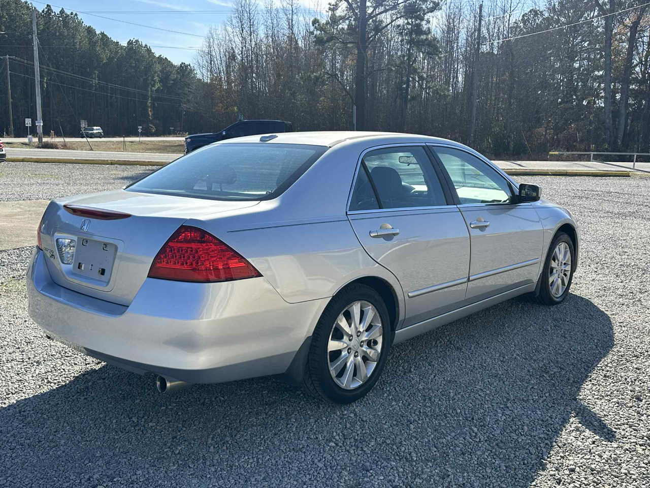 Honda Accord EX V-6 Sedan AT w/ Nav System/ XM Radio 2006