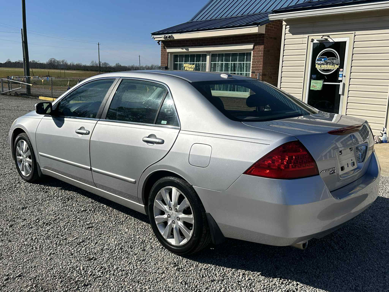 Honda Accord EX V-6 Sedan AT w/ Nav System/ XM Radio 2006