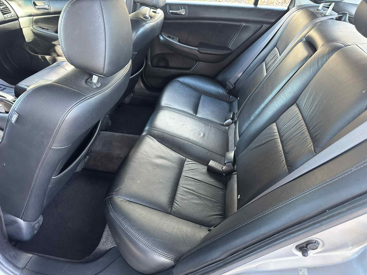 Honda Accord EX V-6 Sedan AT w/ Nav System/ XM Radio 2006