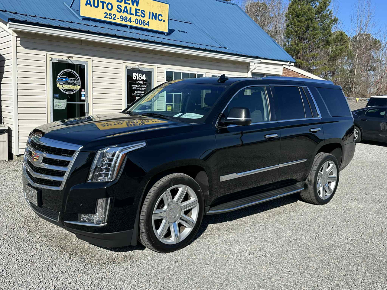 Cadillac Escalade Luxury 4WD 2016