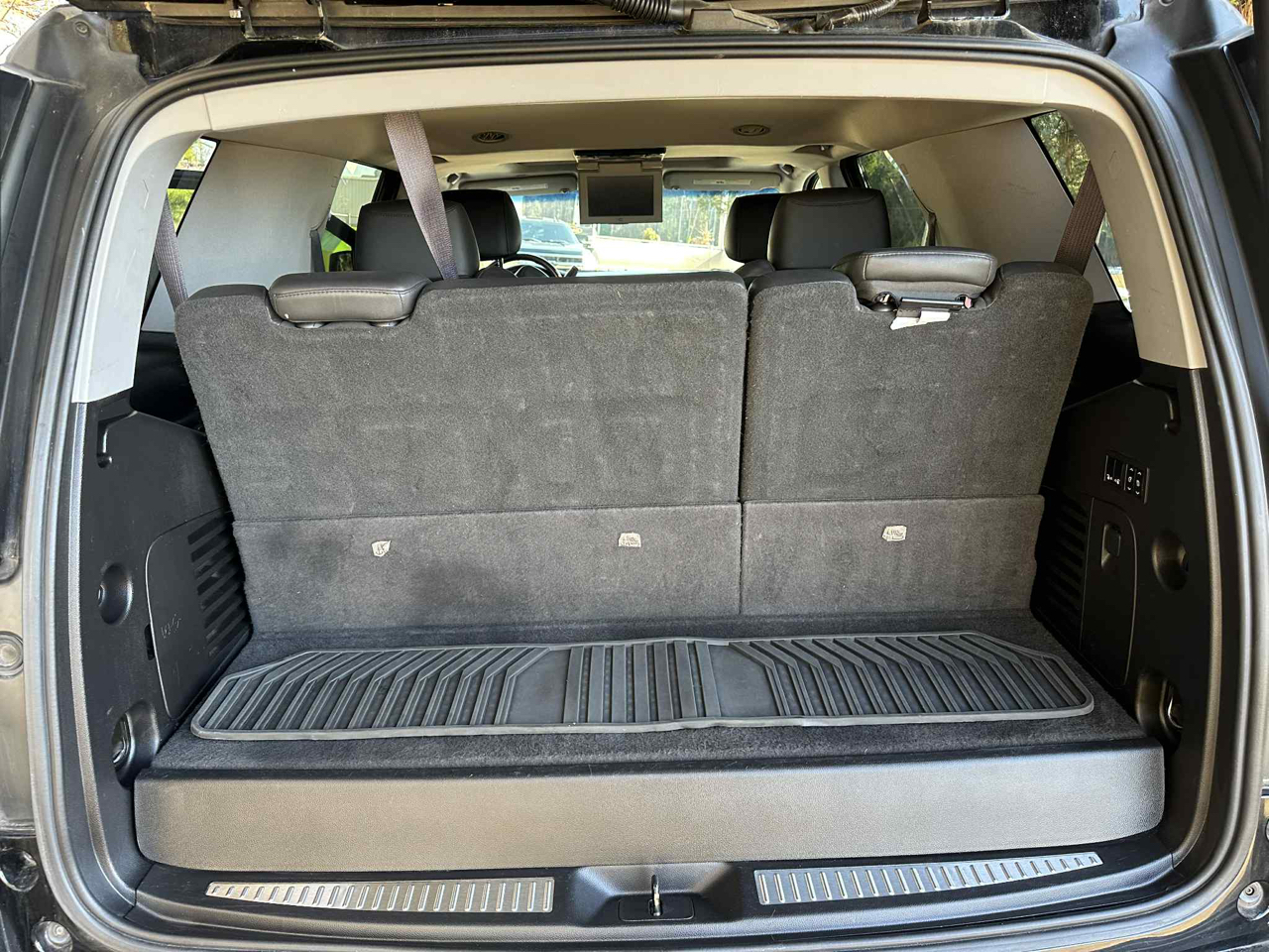 Cadillac Escalade Luxury 4WD 2016