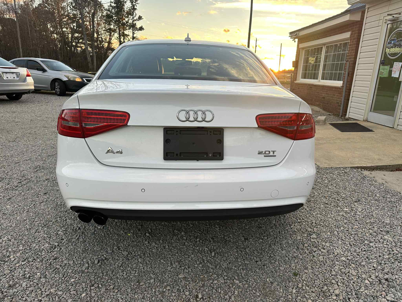 Audi A4 2.0T Sedan quattro Tiptronic 2013