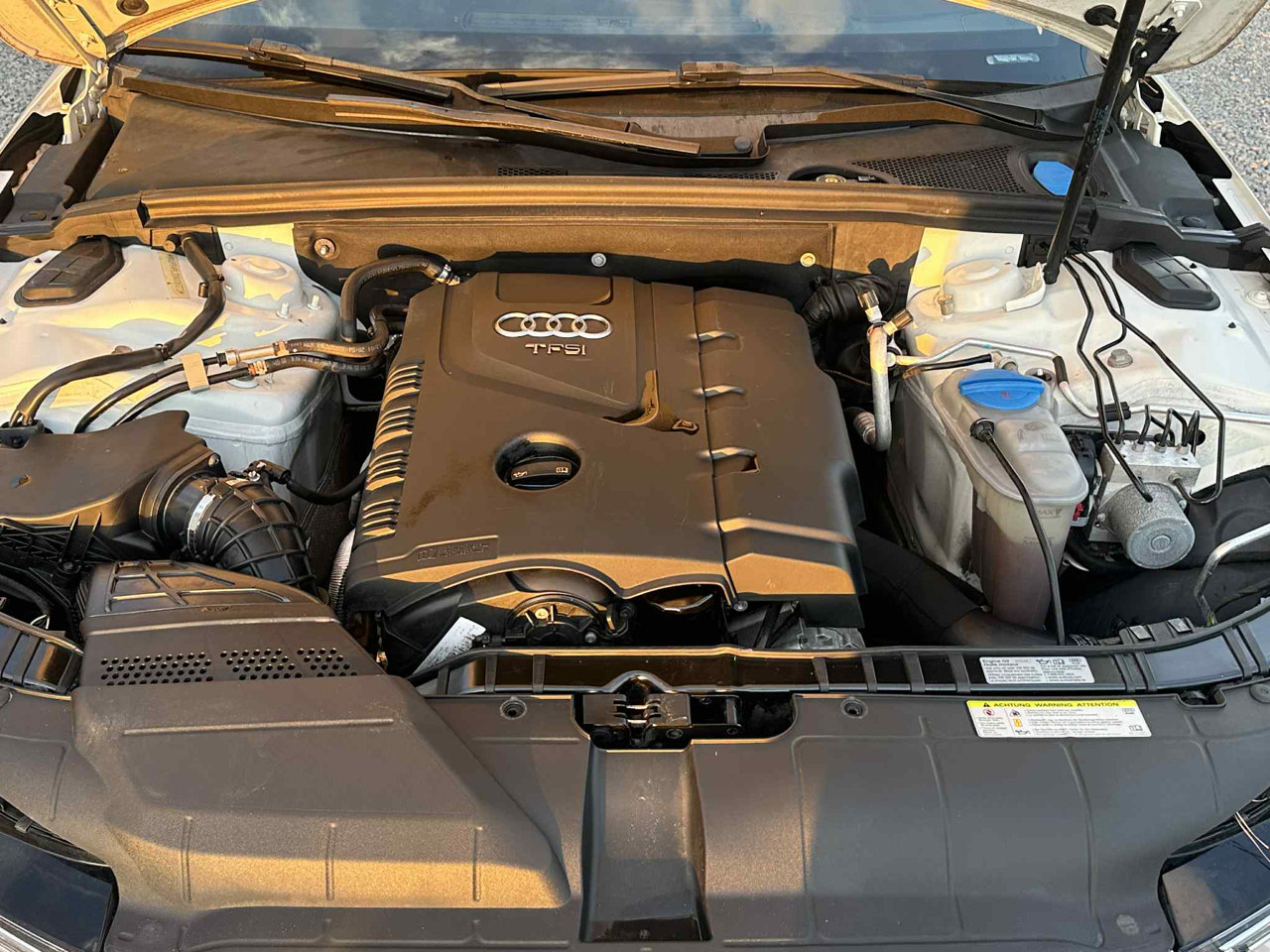 Audi A4 2.0T Sedan quattro Tiptronic 2013