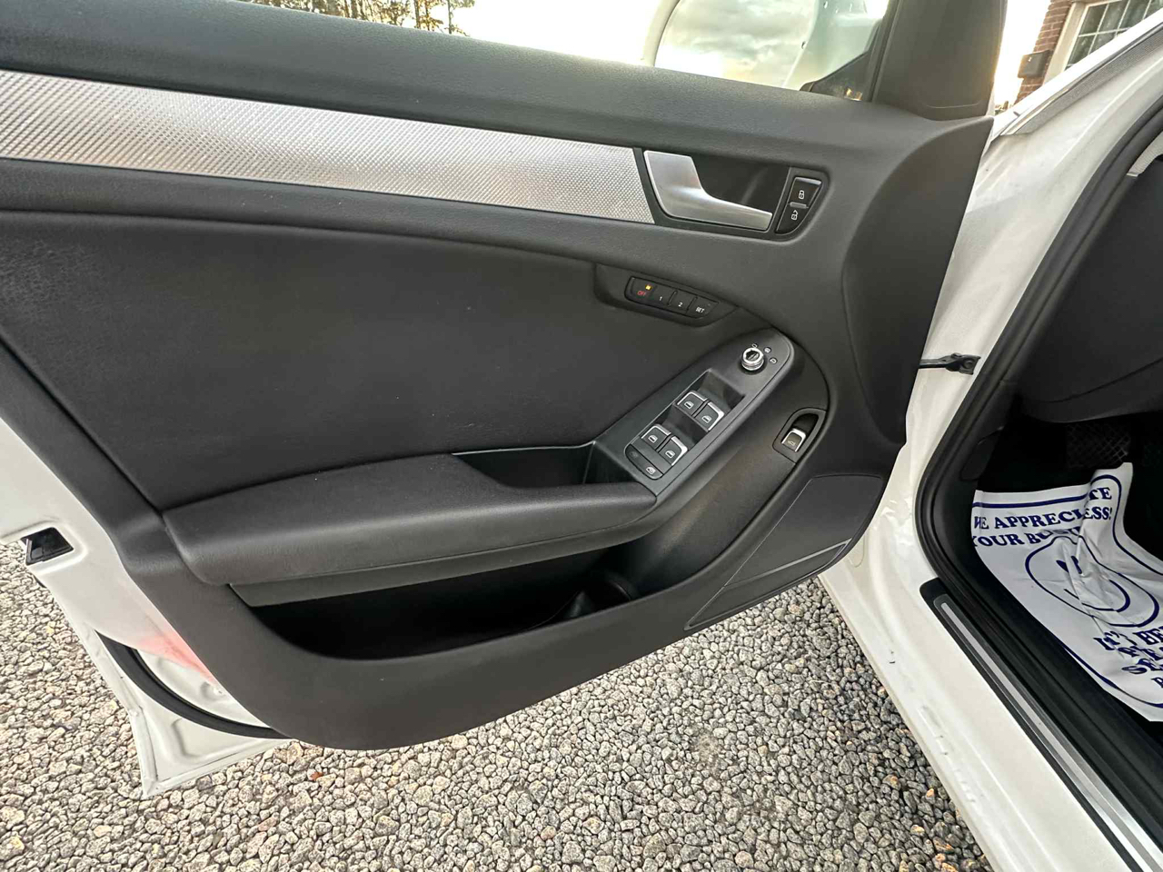 Audi A4 2.0T Sedan quattro Tiptronic 2013