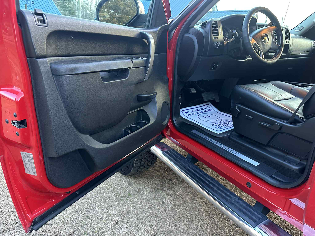 Chevrolet Silverado 1500 LT Crew Cab 4WD 2012