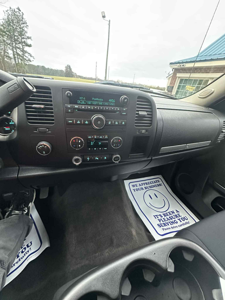 Chevrolet Silverado 1500 LT Crew Cab 4WD 2011