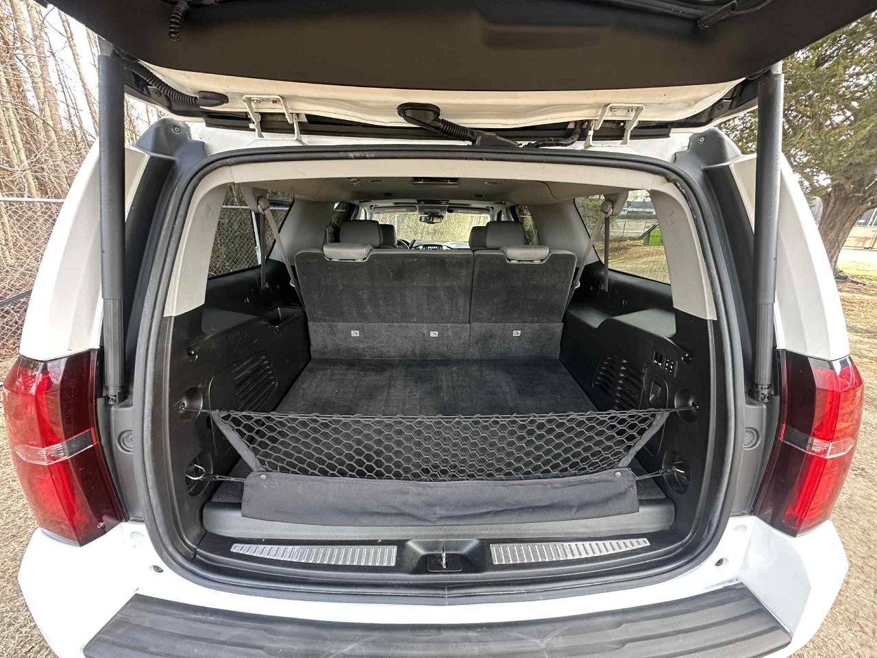 Chevrolet Suburban LT 4WD 2016