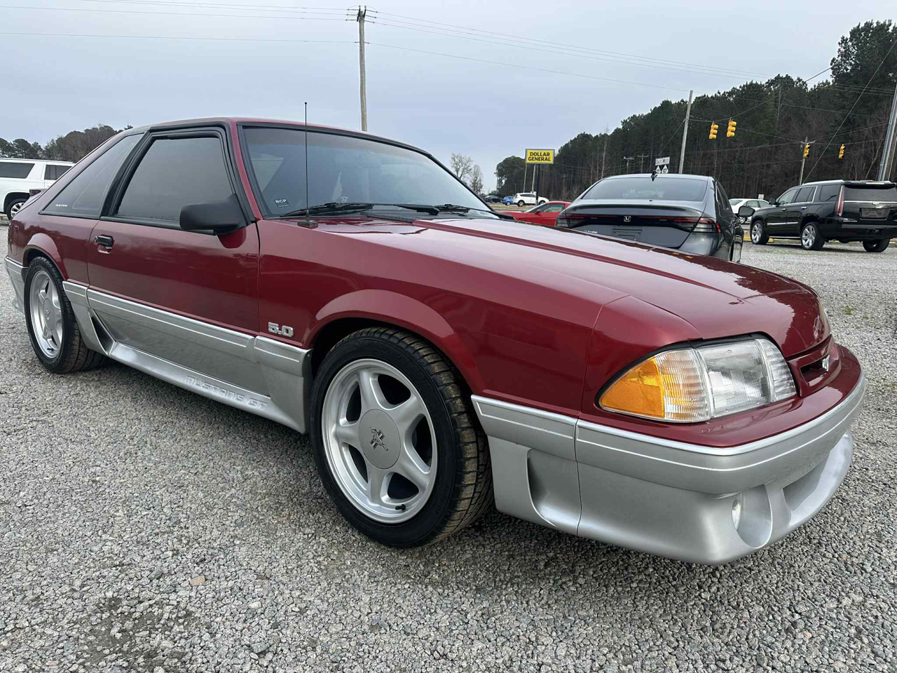 Ford Mustang GT hatchback 1990