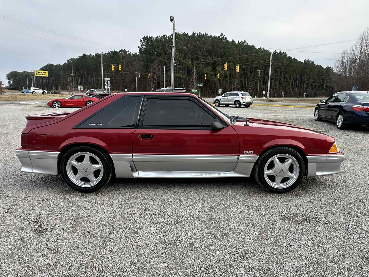 Ford Mustang GT hatchback 1990