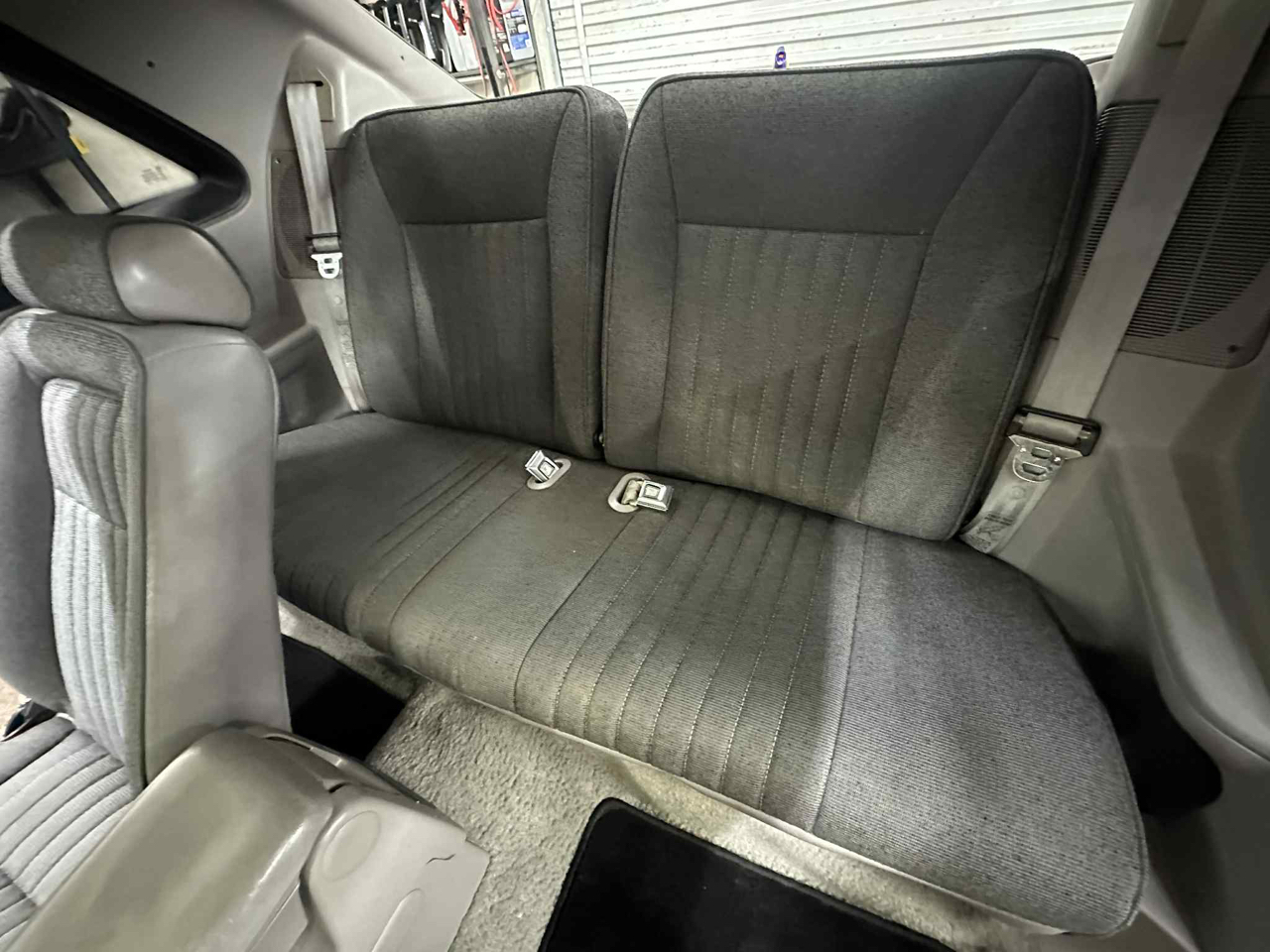 Ford Mustang GT hatchback 1990