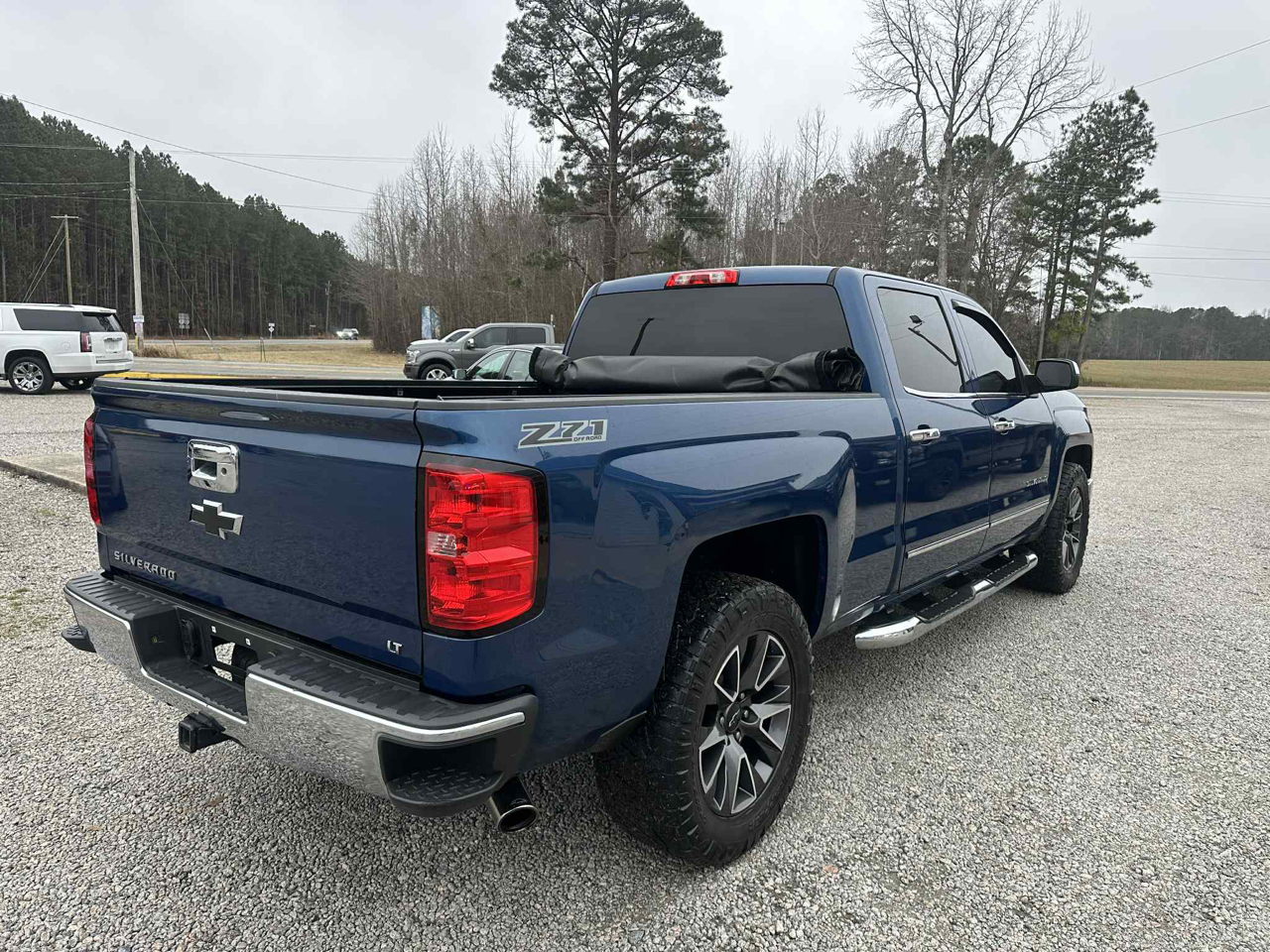 Chevrolet Silverado 1500 LT Crew Cab Long Box 4WD 2015