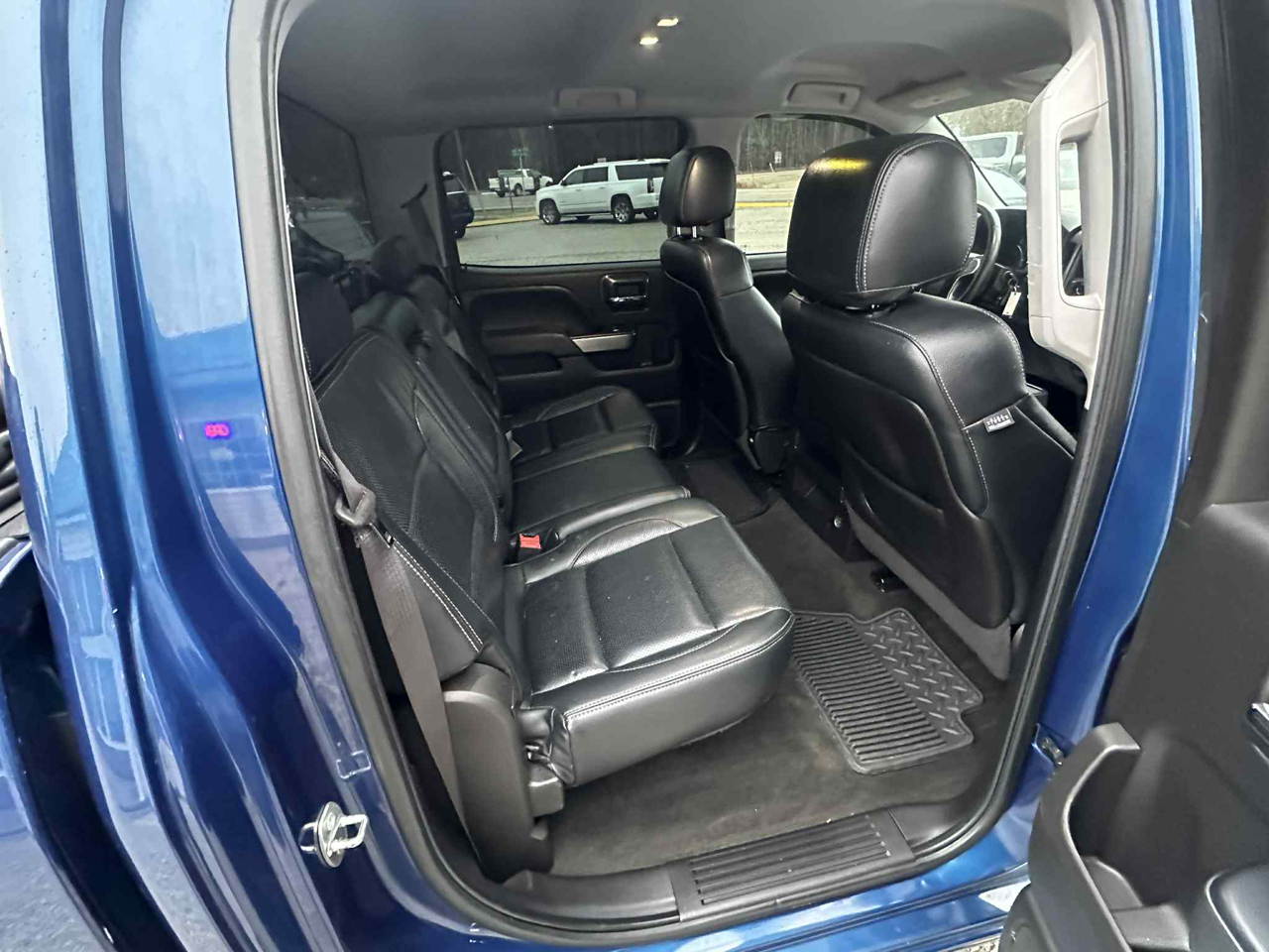 Chevrolet Silverado 1500 LT Crew Cab Long Box 4WD 2015