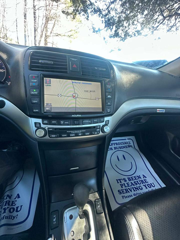 Acura TSX 5-speed AT with Navigation 2007