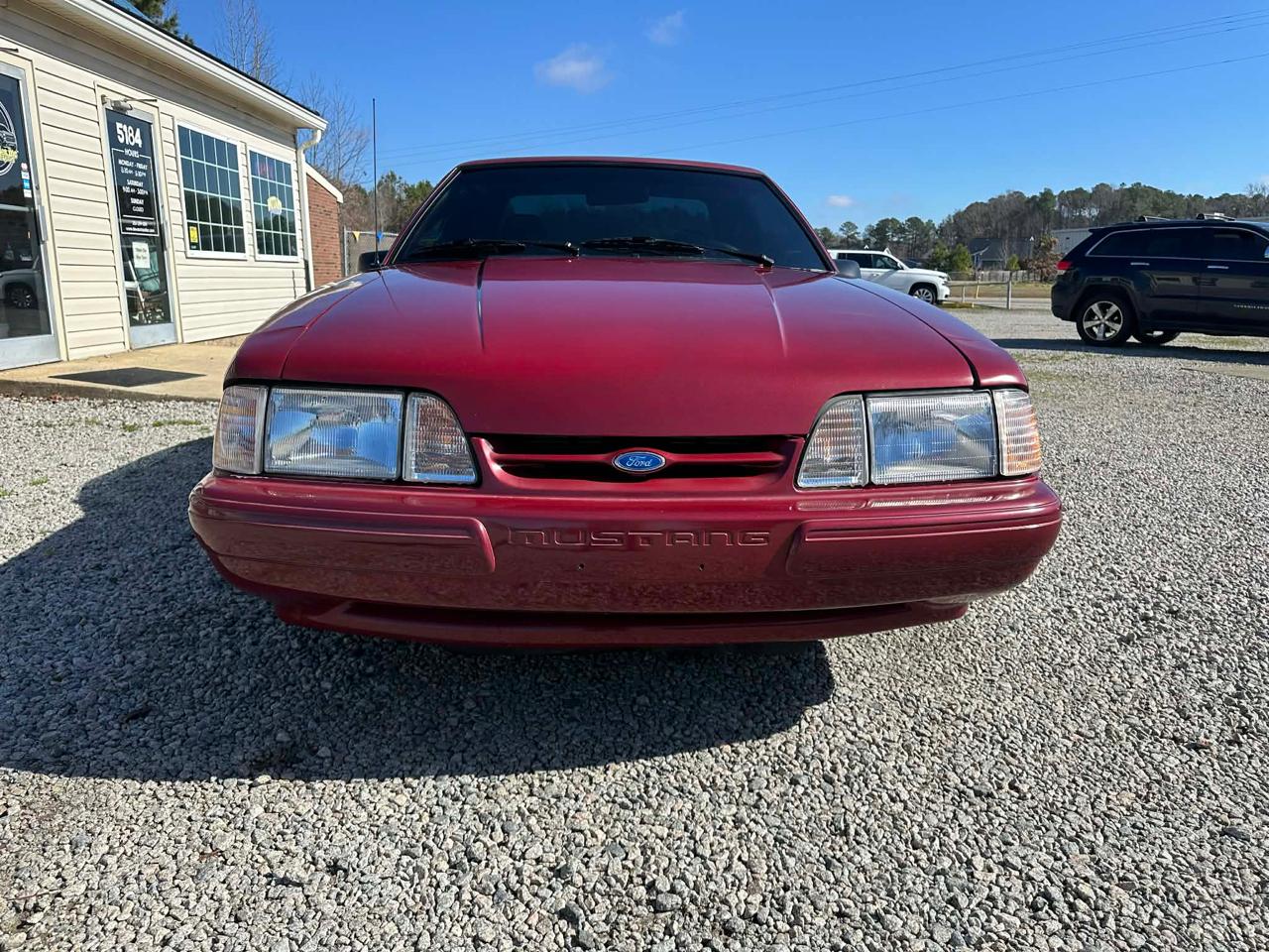 Ford Mustang LX hatchback 1993