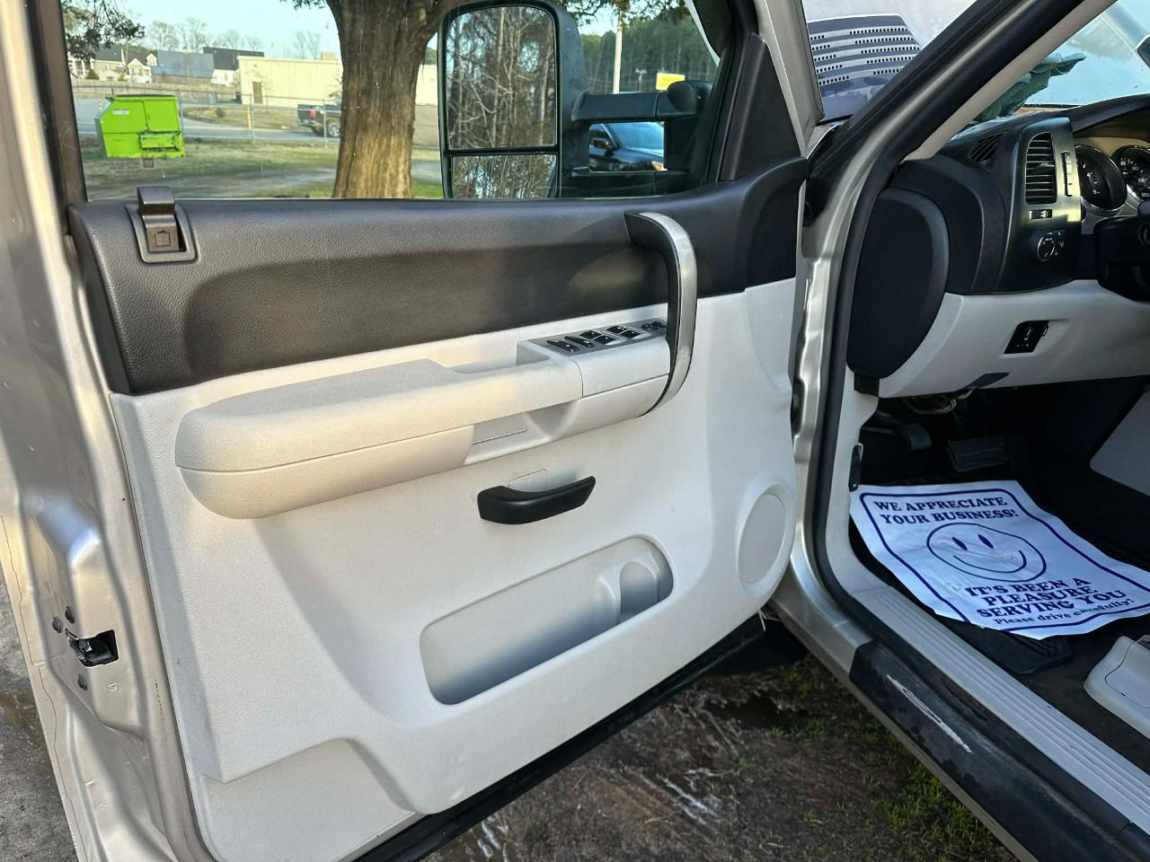 Chevrolet Silverado 3500HD Work Truck Crew Cab DRW 4WD 2008